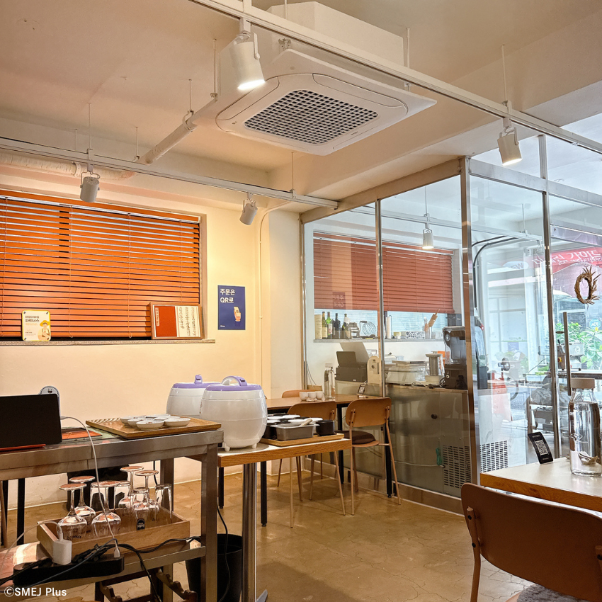合井(ハプチョン)にある서교난면방(ソギョナンミョンバン)の店内