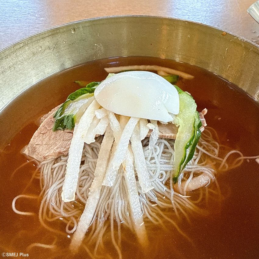 スープの色からしてワクワクします☆