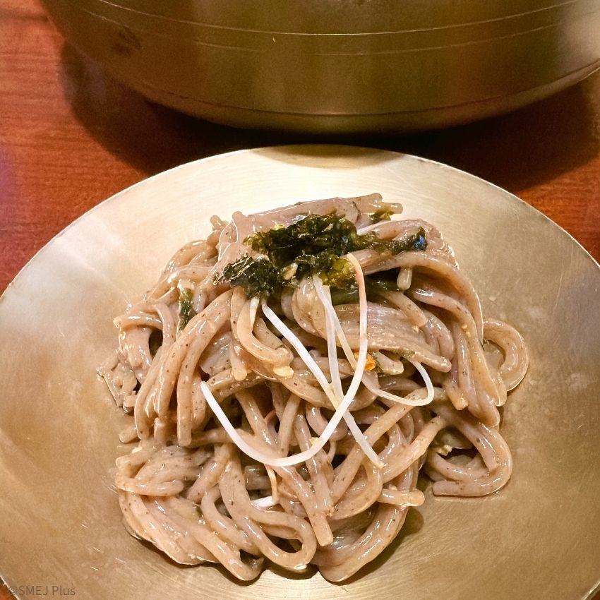 えごま油をしっかりまとっています