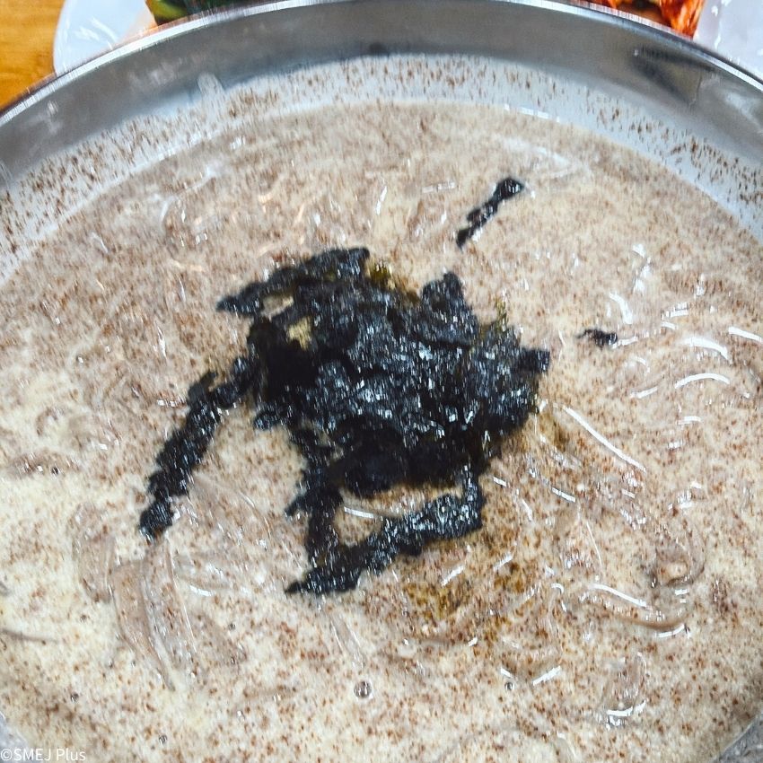えごまの量がハンパない