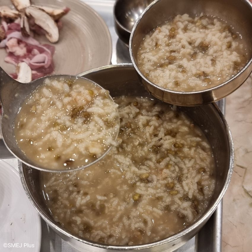 かなり珍しい緑豆のお粥