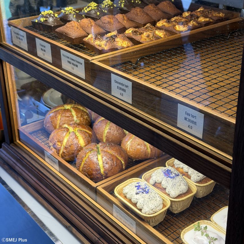 フィナンシェなどの焼き菓子も！