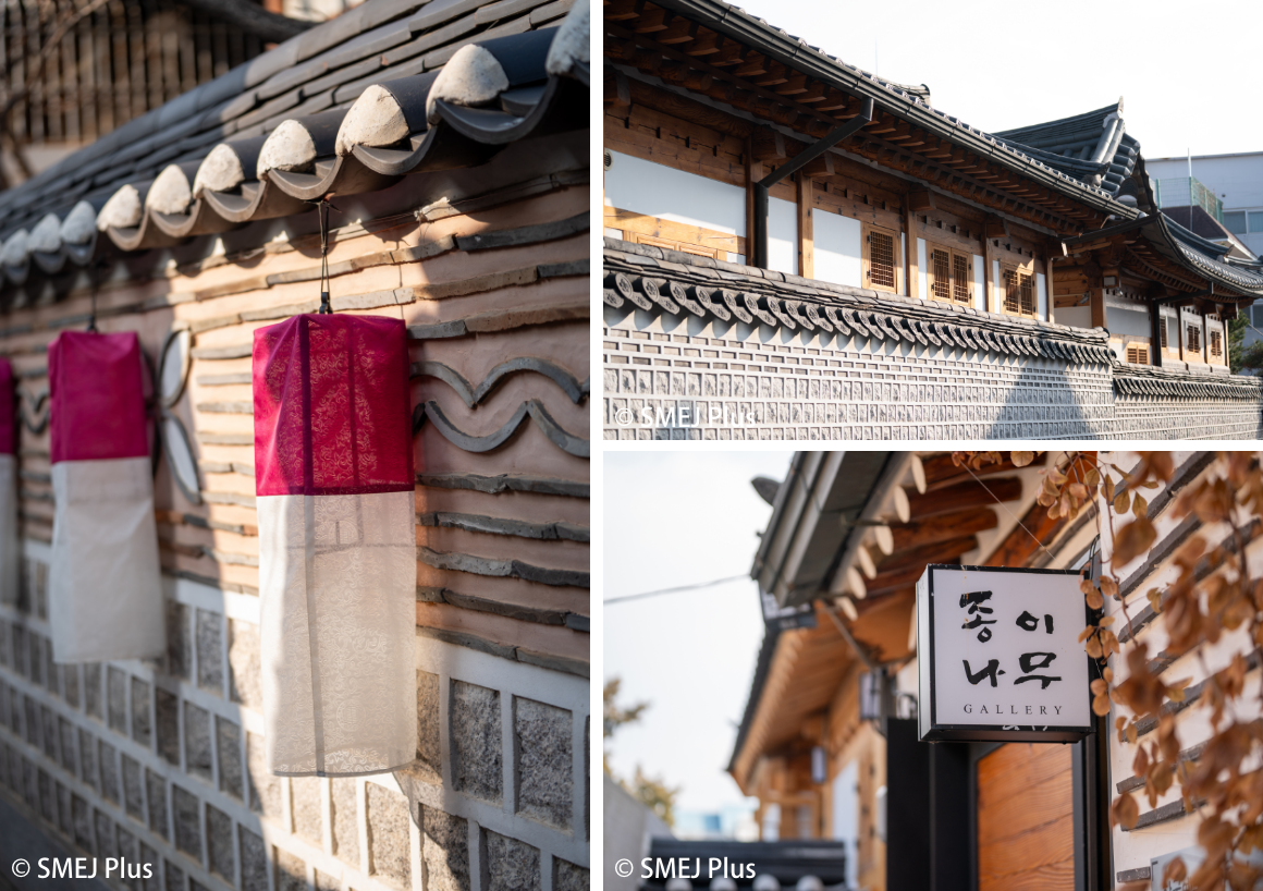 平屋建ての韓屋が並ぶ北村（プクチョン）の路地の写真