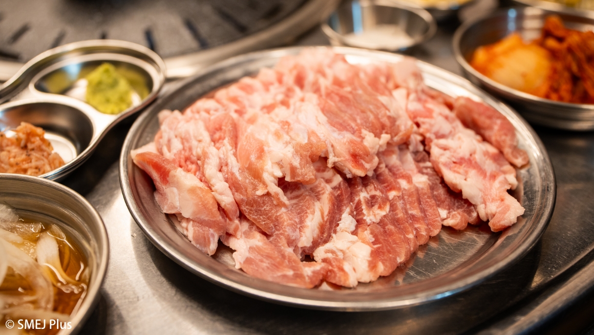 生の豚肉の写真